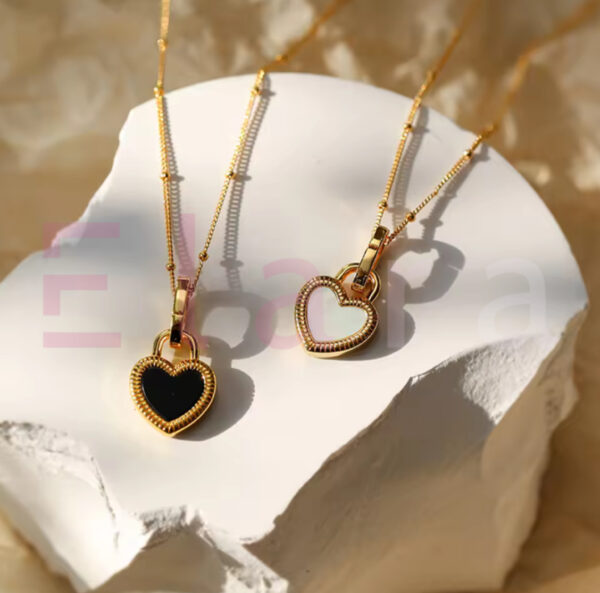 Minimalist Heart Shape Pendant (Dual Side)
